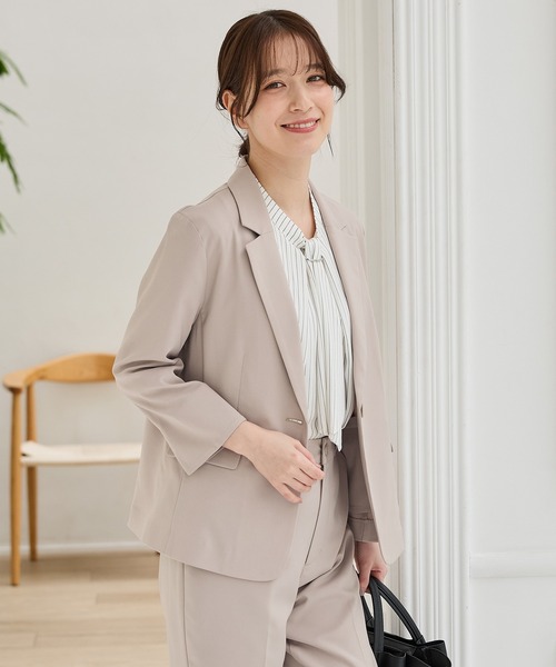 Honeys（ハニーズ）の「【ストレッチ・ウォッシャブル・イージーケア・接触冷感】８分袖１つ釦テーラードジャケット（テーラードジャケット・レディース・ライトグレー系/ネイビー/ベージュ/ブラック/杢グレー・3L/L/LL/M/S）」の5枚目の写真