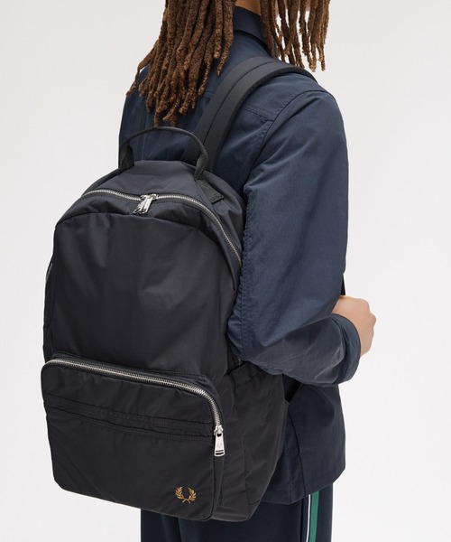 FRED PERRY（フレッドペリー）の「Brentham Backpack／ブレンサムバックパック（バックパック/リュック・メンズ・ブラック・ONE SIZE）」の5枚目の写真