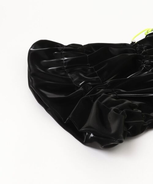 cheek(BAG)(チーク)の「tiered code one shoulder / ワンショルダーバッグ(ショルダーバッグ・レディース・ブラック/グレー/ピンク/カーキ・FREE)」の6枚目の写真