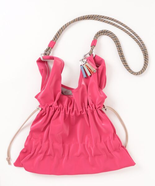 cheek(BAG)(チーク)の「tiered code one shoulder / ワンショルダーバッグ(ショルダーバッグ・レディース・ブラック/グレー/ピンク/カーキ・FREE)」の17枚目の写真