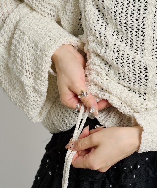 w closet（ダブルクローゼット）の「【5色展開】ラメメッシュドロストニット（ニット/セーター・レディース・グリーン/イエロー/グレー/オフホワイト/ピンク・FREE）」の12枚目の写真