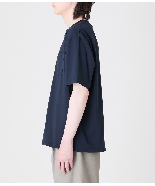 Park Slope NEWYORKER(パークスロープニューヨーカー)の「【ストレッチ・デイリー・テック感】テックTシャツ(Tシャツ/カットソー・メンズ・グレー系その他/ネイビー・LL/L/M/S)」の7枚目の写真