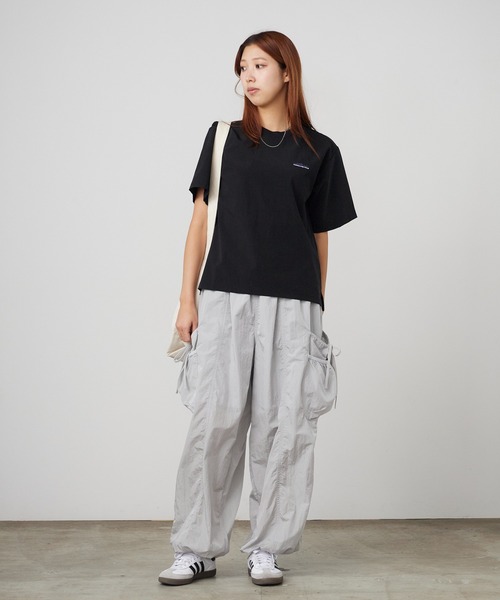 THOUSAND MILE(サウザンドマイル)の「THOUSAND MILE/サウザンドマイル SHORT SLEEVE T-SHIRT & LONG PANTS SET ストレッチ性 UVカット セットアップ 2026年春夏(セットアップ・メンズ・ブラック/チャコール・XS/M/L/XL)」の21枚目の写真