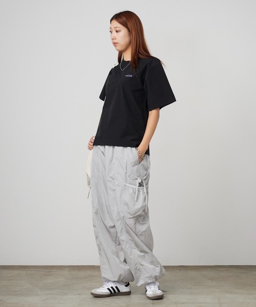 THOUSAND MILE(サウザンドマイル)の「THOUSAND MILE/サウザンドマイル SHORT SLEEVE T-SHIRT & LONG PANTS SET ストレッチ性 UVカット セットアップ 2026年春夏(セットアップ・メンズ・ブラック/チャコール・XS/M/L/XL)」の22枚目の写真
