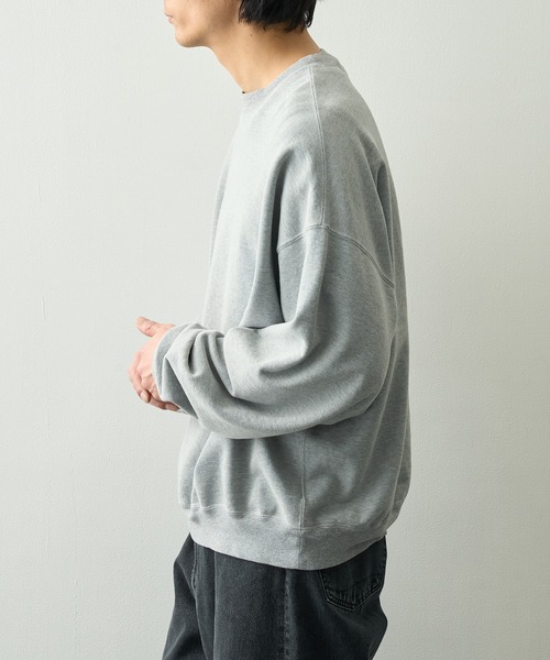 REMI RELIEF（レミレリーフ）の「【REMI RELIEF/レミレリーフ】SP加工裏毛BIGサイズクルー（スウェット・メンズ・サックスブルー/グレー・L/M）」の4枚目の写真