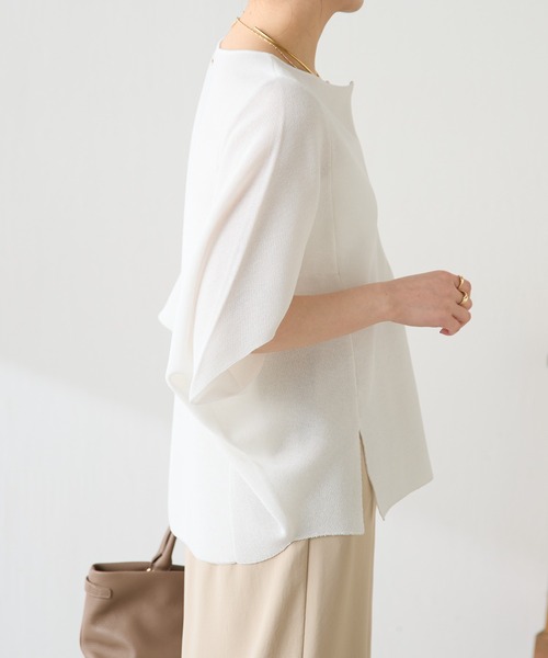 COLLAGE GALLARDAGALANTE（コラージュガリャルダガランテ）の「変形ドルマンシアーニット/WEB限定カラー展開（Tシャツ/カットソー・レディース・ネイビー/ブラック/ホワイト/ブルー・FREE）」の9枚目の写真