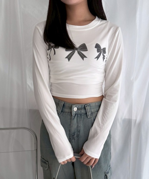 etta（エタ）の「シンプルリボンショート丈ロンT／長袖Tシャツ（Tシャツ/カットソー・レディース・ホワイト・MEDIUM）」の2枚目の写真
