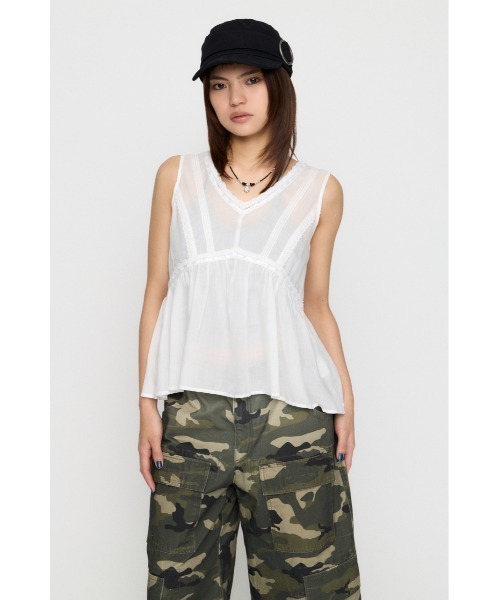 LAGUA GEM（ラグアジェム）の「SOFT LACE NOSLEEVE トップス（タンクトップ・レディース・ブラック/カーキ/ホワイト・FREE）」の14枚目の写真
