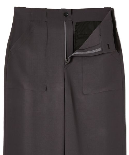 N.HOOLYWOOD COMPILE(N.ハリウッド コンパイル)の「PATCH POCKET WIDE TROUSERS(スラックス・メンズ・チャコール/ブラック・40/38/36)」の9枚目の写真