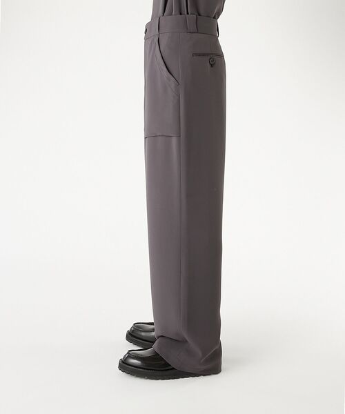 N.HOOLYWOOD COMPILE(N.ハリウッド コンパイル)の「PATCH POCKET WIDE TROUSERS(スラックス・メンズ・チャコール/ブラック・40/38/36)」の5枚目の写真