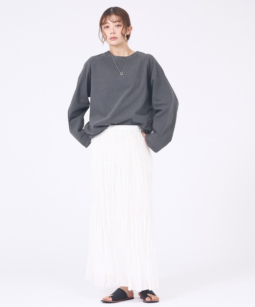 abahouse mavie(アバハウスマヴィ)の「【バックロゴ】ラグランプルオーバー(Tシャツ/カットソー・レディース・ベージュ/オフホワイト/チャコールグレー・フリー)」の9枚目の写真