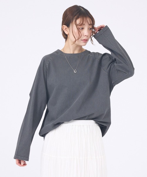 abahouse mavie(アバハウスマヴィ)の「【バックロゴ】ラグランプルオーバー(Tシャツ/カットソー・レディース・ベージュ/オフホワイト/チャコールグレー・フリー)」の11枚目の写真