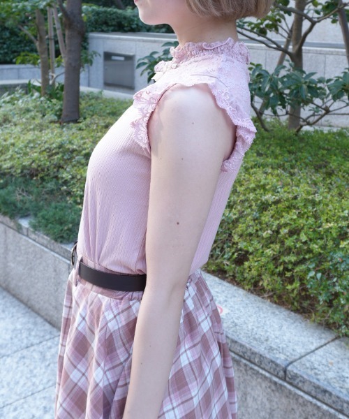 axes femme POETIQUE(アクシーズファムポエティック)の「ローズ×リボン装飾切替タンク(タンクトップ・レディース・ブラック/ホワイト/ピンク・MEDIUM)」の13枚目の写真