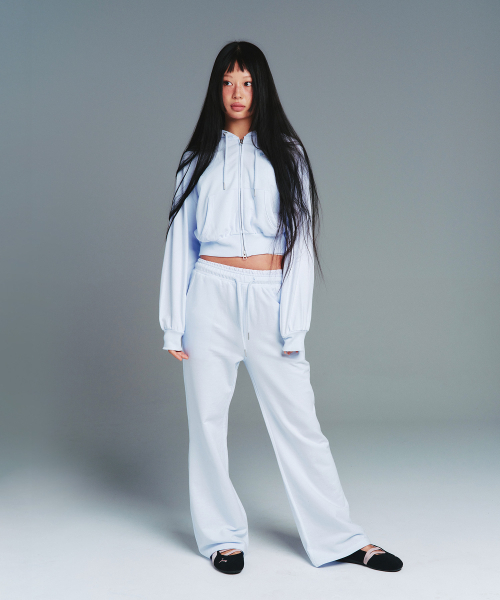 AMESWORLDWIDE(アメスワールドワイド)の「CLASSIC SLIM BOOT CUT SWEAT PANTS BLUE(スウェットパンツ・レディース・その他・SMALL/MEDIUM)」の13枚目の写真