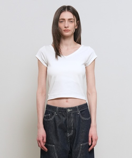 GENERAL IDEA(ジェネラルアイデア)の「【GENERAL IDEA】デイリー ショートスリーブ Vネック半袖Tシャツ / DAILY SHORT SLEEVE V-NECK T-SHIRT(Tシャツ/カットソー・レディース・ブラック/カーキ/パープル/ホワイト・S/M/L)」の7枚目の写真