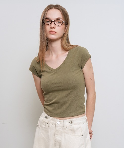 GENERAL IDEA(ジェネラルアイデア)の「【GENERAL IDEA】デイリー ショートスリーブ Vネック半袖Tシャツ / DAILY SHORT SLEEVE V-NECK T-SHIRT(Tシャツ/カットソー・レディース・ブラック/カーキ/パープル/ホワイト・S/M/L)」の19枚目の写真