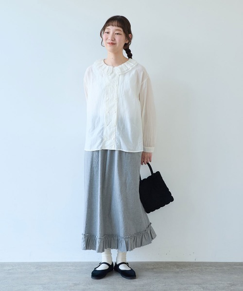 bulle de savon（ビュルデサボン）の「5oz INDIGO CHAMBRAY suso frill スカート（スカート・レディース・ネイビー/ホワイト/グレー・FREE）」の18枚目の写真