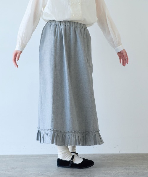 bulle de savon（ビュルデサボン）の「5oz INDIGO CHAMBRAY suso frill スカート（スカート・レディース・ネイビー/ホワイト/グレー・FREE）」の16枚目の写真