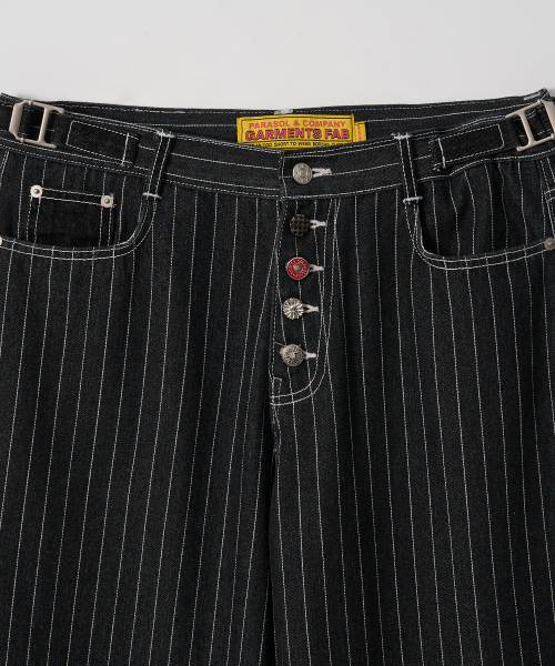 GARMENTS FAB（ガーメンツファブ）の「Pin Stripe Denim Pants (BLACK)（デニムパンツ・レディース・その他・MEDIUM/LARGE）」の8枚目の写真