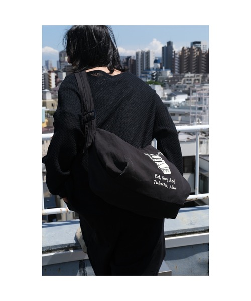 SHINYAKOZUKA(シンヤコヅカ)の「ORDINARY WANDERING BAG(ショルダーバッグ・メンズ・ブラック・ONE SIZE)」の4枚目の写真