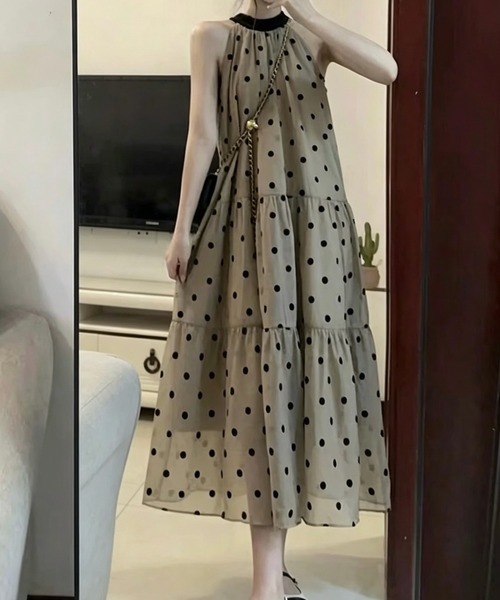 SHOUYO（ショウヨウ）の「配色ネック ドット柄ノースリーブワンピース（ワンピース・レディース・ベージュ・M）」の3枚目の写真