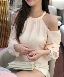 ホルターネックオフショルダートップス