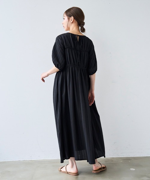 mil(ミル)の「ダブル切替え シャーリング ワンピース 【587212】(ワンピース・レディース・ブラック/テラコッタ/チャコールグレー・XS/S)」の7枚目の写真