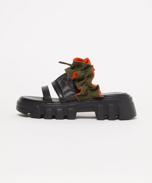 SY UNITED ARROWS(シーユナイテッドアローズ)の「<SY>フリルメッシュ サンダル50(サンダル・レディース・シルバー/ブラック/オリーブ・22.5cm/23.5cm/24.5cm)」の1枚目の写真