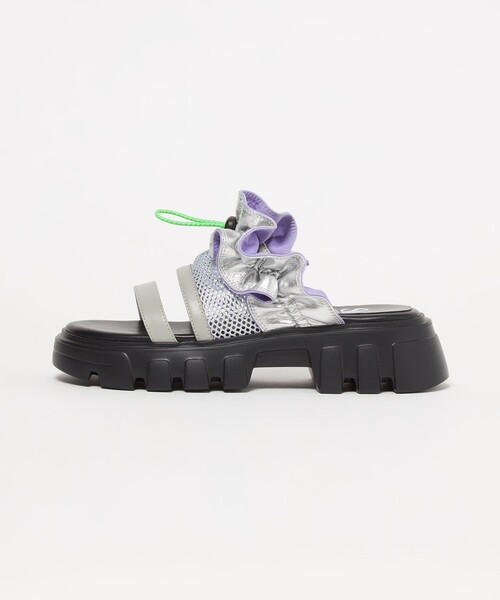 SY UNITED ARROWS(シーユナイテッドアローズ)の「<SY>フリルメッシュ サンダル50(サンダル・レディース・シルバー/ブラック/オリーブ・22.5cm/23.5cm/24.5cm)」の3枚目の写真