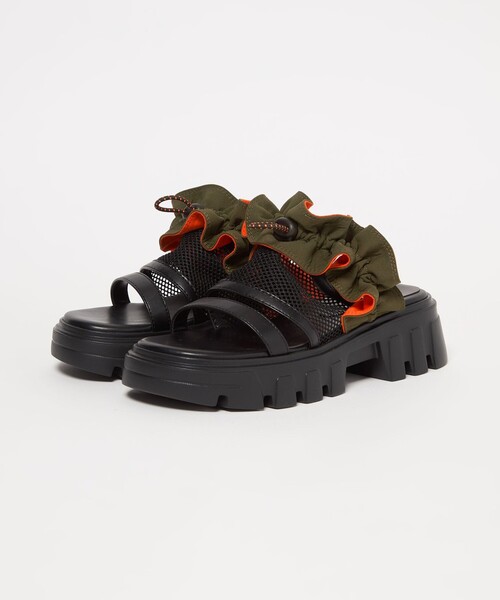 SY UNITED ARROWS(シーユナイテッドアローズ)の「<SY>フリルメッシュ サンダル50(サンダル・レディース・シルバー/ブラック/オリーブ・22.5cm/23.5cm/24.5cm)」の4枚目の写真