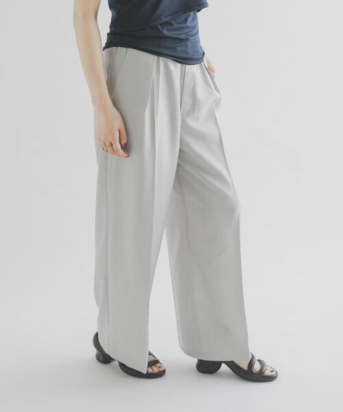 THE GOODLAND MARKET(ザグッドランドマーケット)の「cwtch EASY SLACKS(その他パンツ・レディース・ダークグレー/イエロー/ライトグレー・1/2)」の2枚目の写真