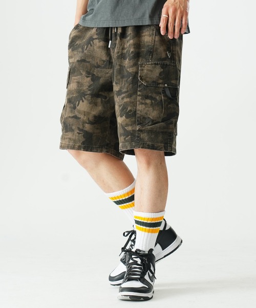Beno(ビーノ)の「迷彩 カモ柄 ワイドカーゴショートパンツ / カモフラ ミリタリー ハーフパンツ メンズ Camo Wide Cargo Shorts(その他パンツ・メンズ・ベージュ/グレー/ブラック・MEDIUM/X-LARGE/LARGE)」の13枚目の写真