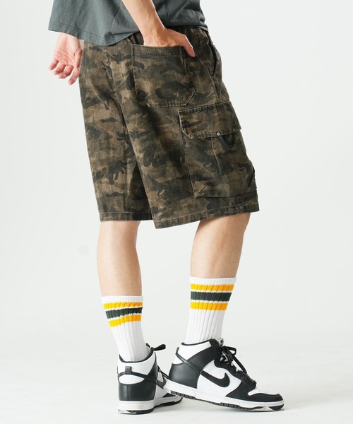 Beno(ビーノ)の「迷彩 カモ柄 ワイドカーゴショートパンツ / カモフラ ミリタリー ハーフパンツ メンズ Camo Wide Cargo Shorts(その他パンツ・メンズ・ベージュ/グレー/ブラック・MEDIUM/X-LARGE/LARGE)」の14枚目の写真