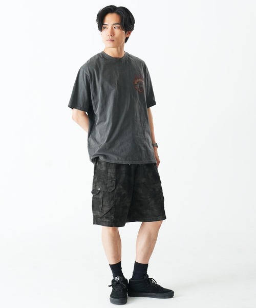 Beno(ビーノ)の「迷彩 カモ柄 ワイドカーゴショートパンツ / カモフラ ミリタリー ハーフパンツ メンズ Camo Wide Cargo Shorts(その他パンツ・メンズ・ベージュ/グレー/ブラック・MEDIUM/X-LARGE/LARGE)」の7枚目の写真