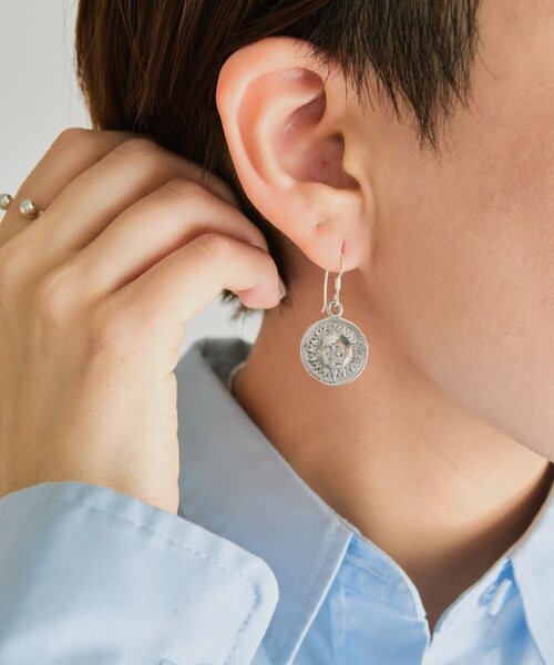 ear PAPILLONNER(イアパピヨネ)の「《スターリングシルバー使用》ダブルフェイスピアス(ピアス(両耳用)・レディース・シルバー系その他4・FREE)」の12枚目の写真