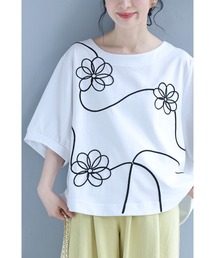 cawaii | 繋がる花刺繍のカットソートップス(Tシャツ/カットソー)
