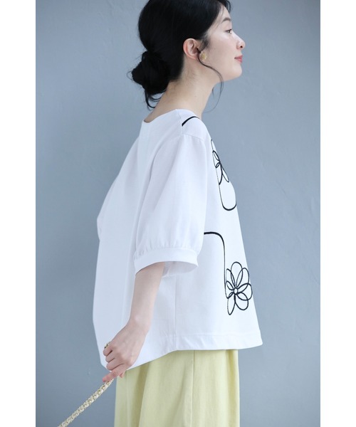 cawaii(カワイイ)の「繋がる花刺繍のカットソートップス(Tシャツ/カットソー・レディース・ホワイト・FREE)」の15枚目の写真
