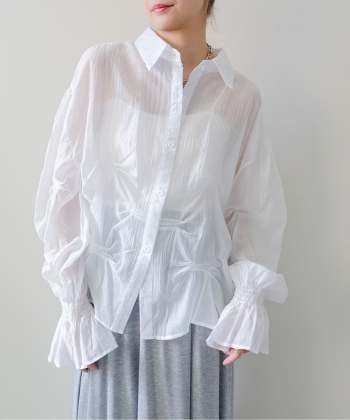 DOLLUPOOPS(ドールアップウップス)の「Gather Design Sheer Blouse(ギャザーデザインシアーブラウス)(シャツ/ブラウス・レディース・グレー/オフホワイト/ブラック/ライトピンク・FREE)」の1枚目の写真