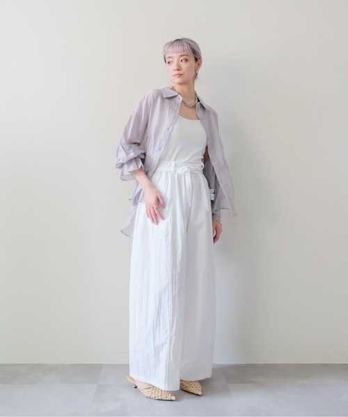 DOLLUPOOPS(ドールアップウップス)の「Gather Design Sheer Blouse(ギャザーデザインシアーブラウス)(シャツ/ブラウス・レディース・グレー/オフホワイト/ブラック/ライトピンク・FREE)」の5枚目の写真