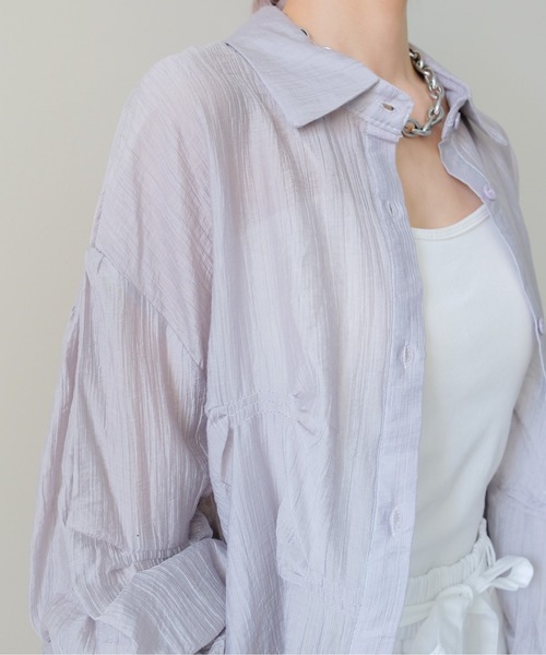 DOLLUPOOPS(ドールアップウップス)の「Gather Design Sheer Blouse(ギャザーデザインシアーブラウス)(シャツ/ブラウス・レディース・グレー/オフホワイト/ブラック/ライトピンク・FREE)」の7枚目の写真