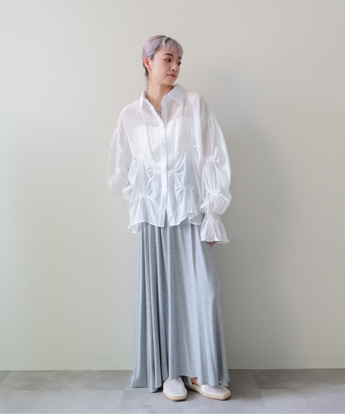 DOLLUPOOPS(ドールアップウップス)の「Gather Design Sheer Blouse(ギャザーデザインシアーブラウス)(シャツ/ブラウス・レディース・グレー/オフホワイト/ブラック/ライトピンク・FREE)」の14枚目の写真