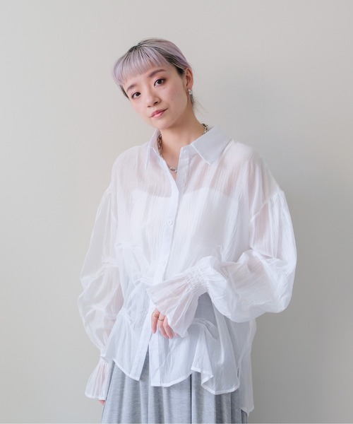 DOLLUPOOPS(ドールアップウップス)の「Gather Design Sheer Blouse(ギャザーデザインシアーブラウス)(シャツ/ブラウス・レディース・グレー/オフホワイト/ブラック/ライトピンク・FREE)」の12枚目の写真