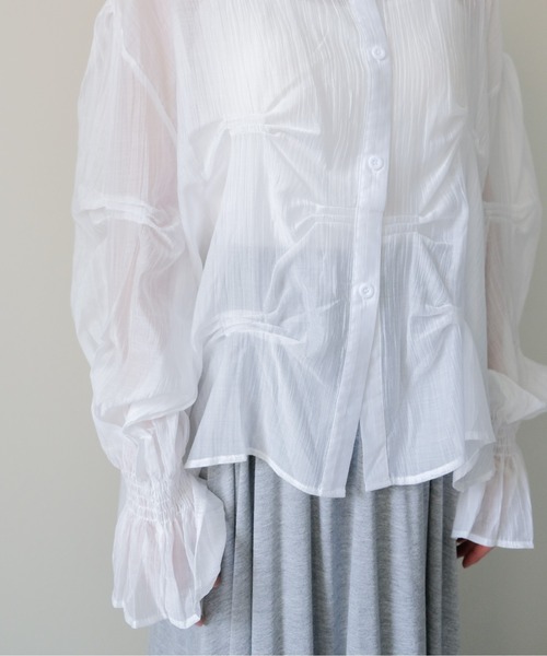 DOLLUPOOPS(ドールアップウップス)の「Gather Design Sheer Blouse(ギャザーデザインシアーブラウス)(シャツ/ブラウス・レディース・グレー/オフホワイト/ブラック/ライトピンク・FREE)」の20枚目の写真