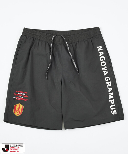 FREAK'S STORE(フリークスストア)の「J.LEAGUE×FREAK'S STORE 別注 SUPPORTERS NYLON SHORTS 【名古屋グランパス】(その他パンツ・メンズ・チャコールグレー/ブラック・LARGE/MEDIUM/SMALL)」の1枚目の写真