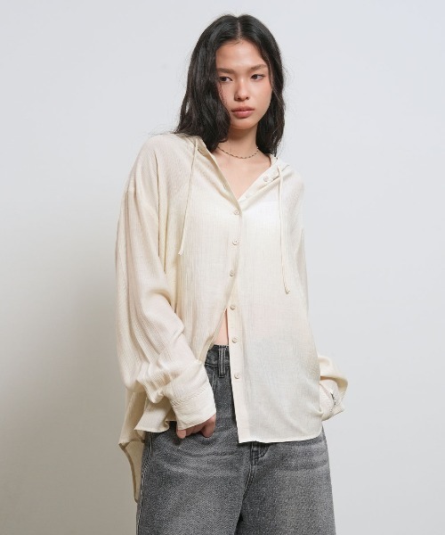 GENERAL IDEA(ジェネラルアイデア)の「【GENERAL IDEA】ルーズフィットリンクルフーディシャツ / LOOSE FIT WRINKLE HOODIE SHIRT(シャツ/ブラウス・レディース・スカイブルー/ブラック/ライトベージュ・L/M/S)」の3枚目の写真