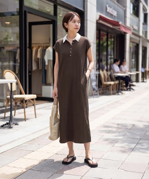 STYLE DELI(スタイルデリ)の「襟付きランダムリブカットソーワンピース(Tシャツ/カットソー・レディース・ブラウン/ブラック・01/02)」の1枚目の写真