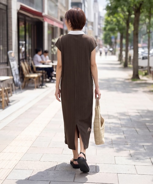 STYLE DELI(スタイルデリ)の「襟付きランダムリブカットソーワンピース(Tシャツ/カットソー・レディース・ブラウン/ブラック・01/02)」の17枚目の写真