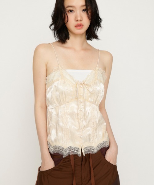 SLY(スライ)の「JQ SATIN LACE CAMI TOPS ジャガードサテンレースキャミトップス 夏服 秋服(キャミソール・レディース・アイボリー/ライトブルー・FREE)」の2枚目の写真