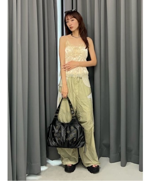 SLY(スライ)の「JQ SATIN LACE CAMI TOPS ジャガードサテンレースキャミトップス 夏服 秋服(キャミソール・レディース・アイボリー/ライトブルー・FREE)」の20枚目の写真