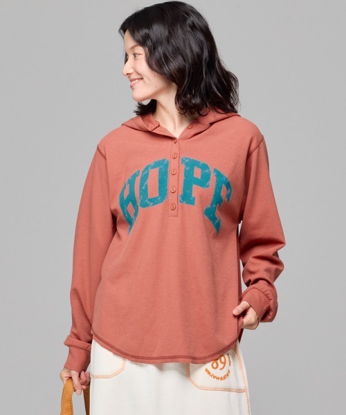KRIFF MAYER Lady's Collection(クリフメイヤーレディースコレクション)の「配色ステッチボタンパーカー(パーカー・レディース・カラフル/オフホワイト/グレー/ネイビー/レンガ・MEDIUM/LARGE)」の5枚目の写真